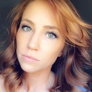 Meet your Posher, Kari